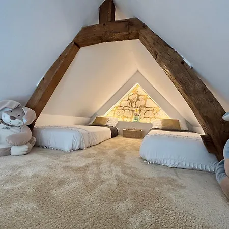 Tiny House La Poiteviniere, Terrasse, Barbecue, Saumur Neuillé