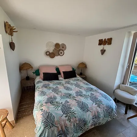 Maison d'hôtes Tiny House La Poitevinière, Terrasse, Barbecue, Saumur Neuillé