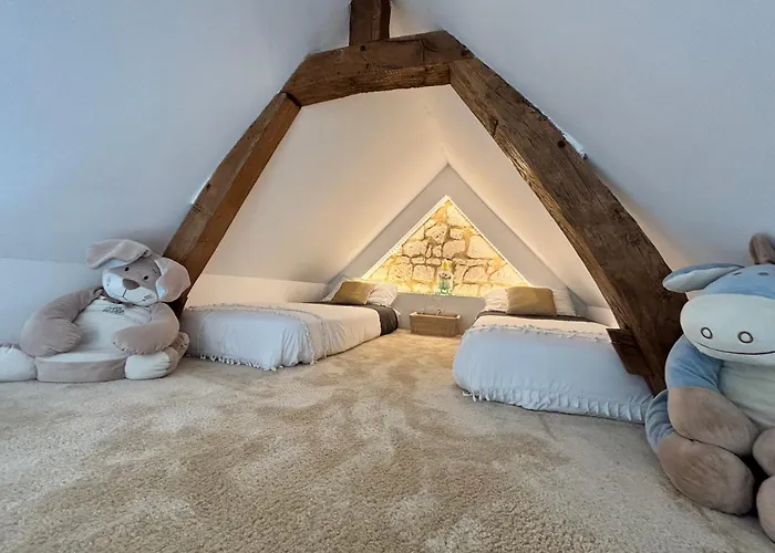 Tiny House La Poiteviniere, Terrasse, Barbecue, Saumur Neuillé