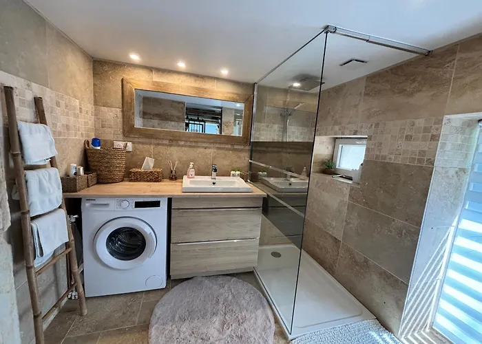 Tiny House La Poiteviniere, Terrasse, Barbecue, Saumur Gasthof 3*